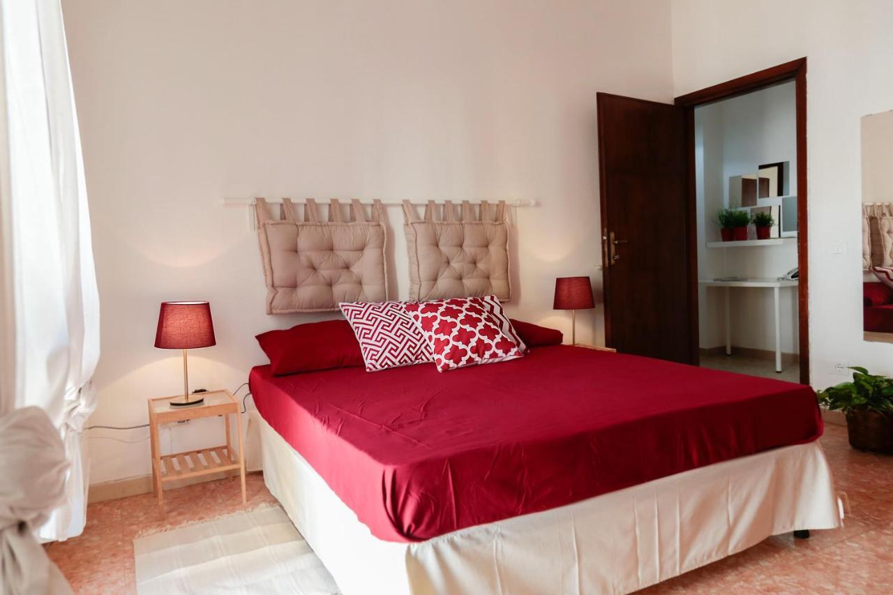 La Maddalena Apartment *